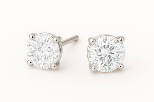 14k White Gold Diamond Stud Earrings